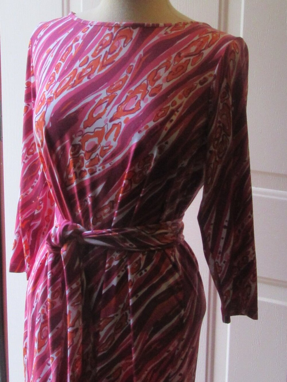 Bob Mackie Vtg Stretch Midi Long-sleeved lava print dress Sz S Pink Orange